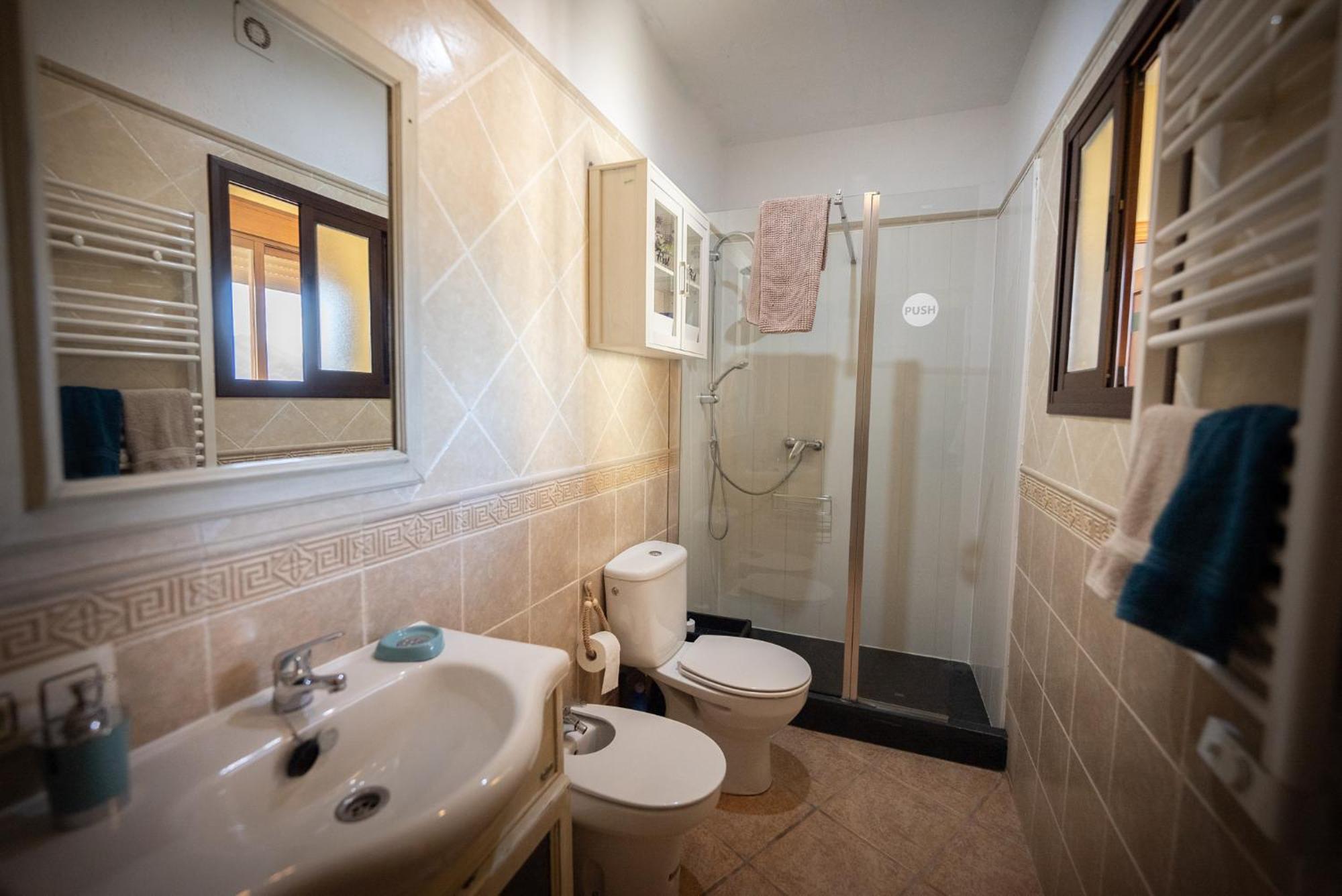 Вілла Eagles Nest - Massive Townhouse With Pool With Outstanding Views Альгодоналес Екстер'єр фото